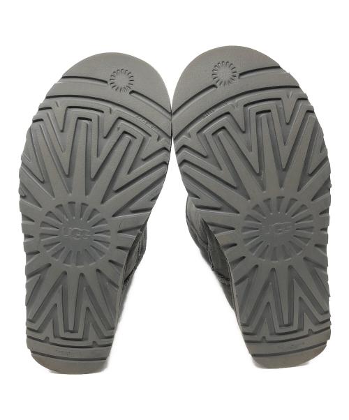 UGG（アグ）UGG (アグ) sacai (サカイ) KNIT CLASSIC SHORT ネイビー サイズ:25cmの古着・服飾アイテム