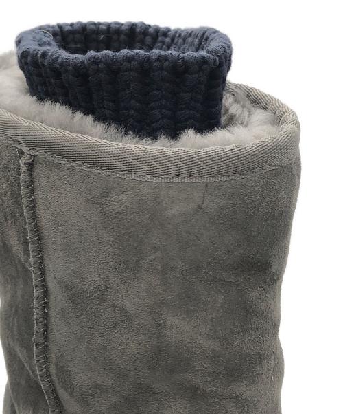 UGG（アグ）UGG (アグ) sacai (サカイ) KNIT CLASSIC SHORT ネイビー サイズ:25cmの古着・服飾アイテム