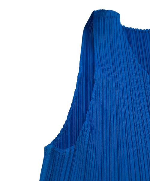 ISSEY MIYAKE（イッセイミヤケ）ISSEY MIYAKE (イッセイミヤケ) プリーツカットソー ブルー サイズ:Mの古着・服飾アイテム