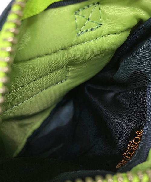 PORTER（ポーター）PORTER (ポーター) HOWL WOODLANDショルダーポーチ カーキ サイズ:下記参照の古着・服飾アイテム