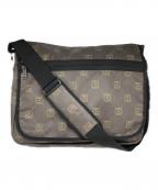 stussyステューシー）の古着「SS モノグラム PVC 総柄メッセンジャーバッグ」｜ブラウン