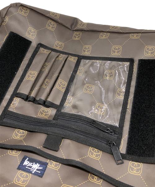 stussy（ステューシー）stussy (ステューシー) SS モノグラム PVC 総柄メッセンジャーバッグ ブラウン サイズ:下記参照の古着・服飾アイテム