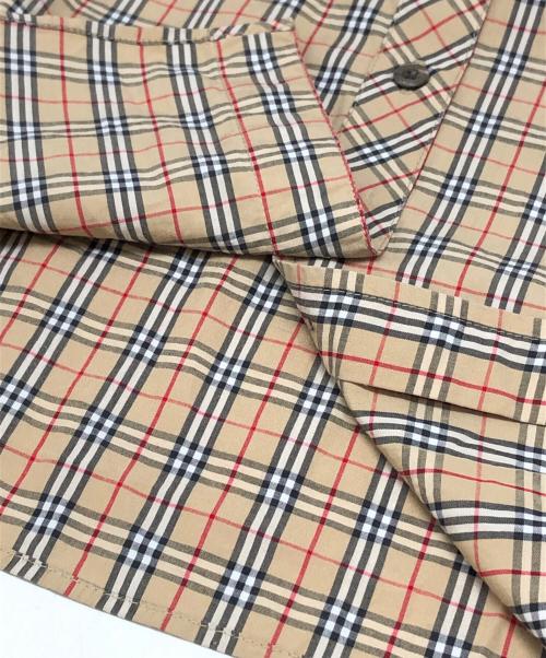 BURBERRY BLUE LABEL（バーバリーロンドンブルーレーベル）BURBERRY BLUE LABEL (バーバリーロンドンブルーレーベル) ノバチェックシャツ ベージュ サイズ:38の古着・服飾アイテム