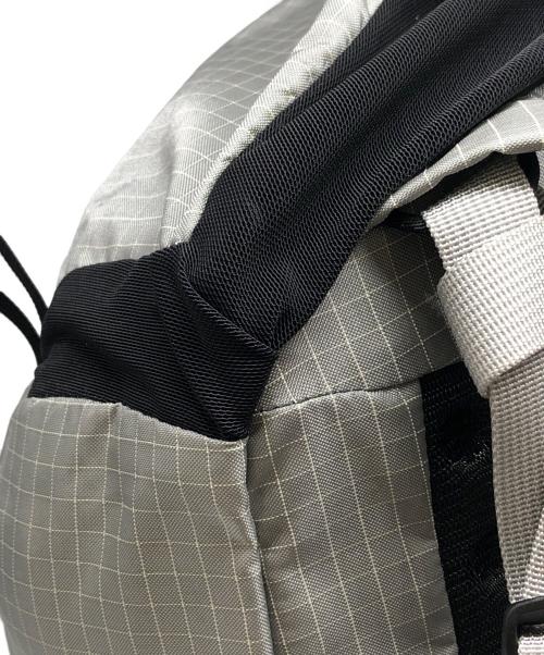 ARC'TERYX（アークテリクス）ARC'TERYX (アークテリクス) Aerios 15 Backpack グレー サイズ:下記参照の古着・服飾アイテム