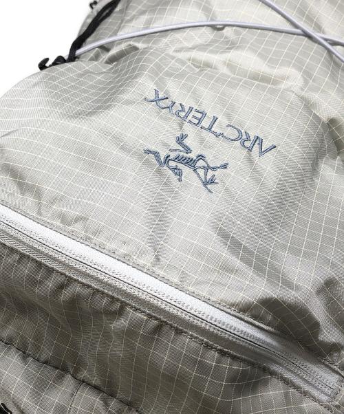 ARC'TERYX（アークテリクス）ARC'TERYX (アークテリクス) Aerios 15 Backpack グレー サイズ:下記参照の古着・服飾アイテム