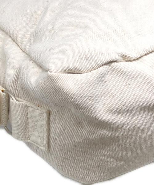 SLOW&CO（スロウアンドコー）SLOW＆CO (スロウアンドコー) トラックフレンチアーミーショルダーバッグ ホワイト サイズ:下記参照の古着・服飾アイテム