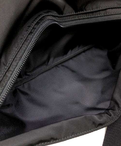 PRADA（プラダ）PRADA (プラダ) ナイロンボディバッグ ブラック サイズ:下記参照の古着・服飾アイテム