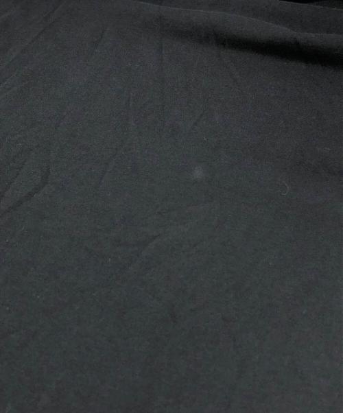 PRADA（プラダ）PRADA (プラダ) VネックTシャツ ブラック サイズ:Lの古着・服飾アイテム