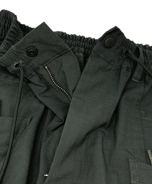 Y-3（ワイスリー）Y-3 (ワイスリー) M CLASSIC RIPSTOP UTILITY PANTS オリーブ サイズ:Sの古着・服飾アイテム