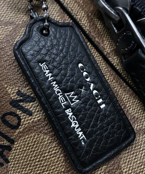 COACH（コーチ）COACH (コーチ) Jean-Michel Basquiat (ジャン ミシェル バスキア) TRACK BELT BAG ベージュの古着・服飾アイテム