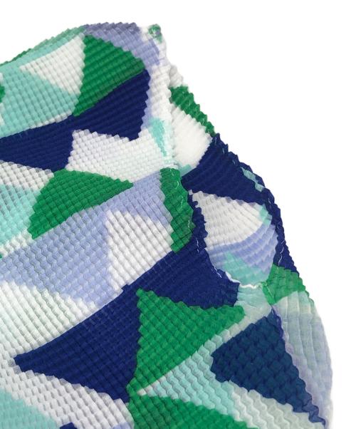 me ISSEY MIYAKE（ミーイッセイ ミヤケ）me ISSEY MIYAKE (ミーイッセイ ミヤケ) ノースリーブカットソー ブルー サイズ:下記参照の古着・服飾アイテム