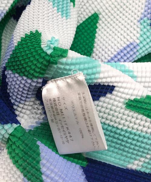me ISSEY MIYAKE（ミーイッセイ ミヤケ）me ISSEY MIYAKE (ミーイッセイ ミヤケ) ノースリーブカットソー ブルー サイズ:下記参照の古着・服飾アイテム