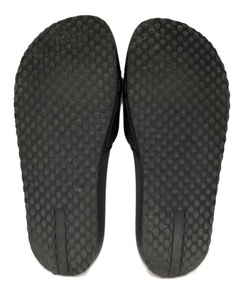 PRADA（プラダ）PRADA (プラダ) シャワーサンダル ブラック サイズ:7の古着・服飾アイテム