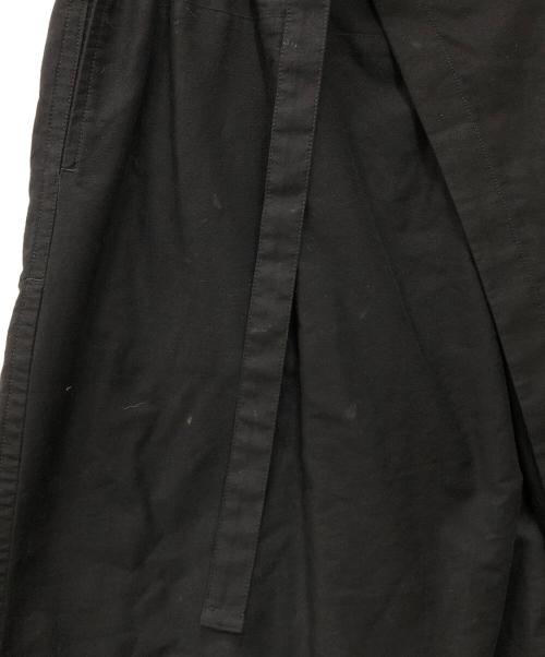BLACK Scandal Yohji Yamamoto（ブラックスキャンダルヨウジヤマモト）BLACK Scandal Yohji Yamamoto (ブラックスキャンダルヨウジヤマモト) 刺繍ツイル ラップパンツ ブラック サイズ:2の古着・服飾アイテム