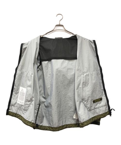 STONE ISLAND（ストーンアイランド）STONE ISLAND (ストーンアイランド) ナイロンパーカー カーキ サイズ:XLの古着・服飾アイテム