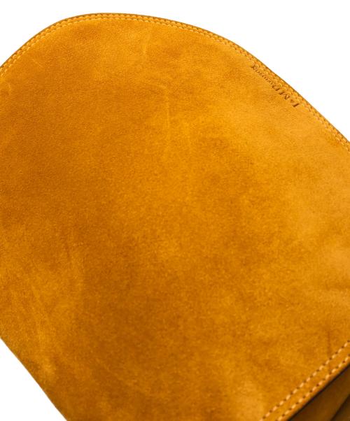 J&M DAVIDSON（ジェイ＆エム デヴィッドソン）J&M DAVIDSON (ジェイ＆エム デヴィッドソン) ショルダーバッグ マスタード サイズ:下記参照の古着・服飾アイテム