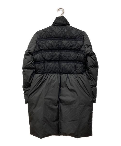 Salvatore Ferragamo（サルヴァトーレ フェラガモ）Salvatore Ferragamo (サルヴァトーレ フェラガモ) レースデザインダウンコート ブラック サイズ:42の古着・服飾アイテム