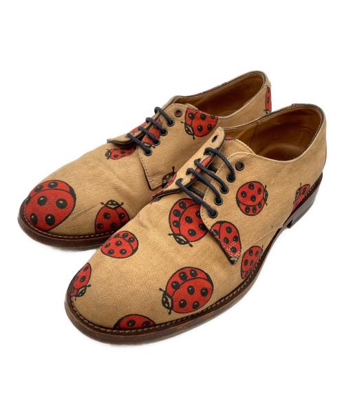 Vivienne Westwood（ヴィヴィアンウエストウッド）Vivienne Westwood (ヴィヴィアンウエストウッド) てんとう虫ダービーシューズ ベージュ サイズ:41の古着・服飾アイテム