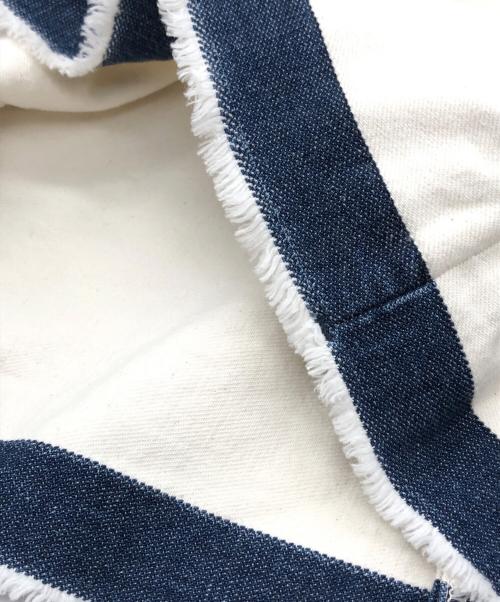 PRADA（プラダ）PRADA (プラダ) プレートセルビッチデニムクロップドブラウス ホワイト サイズ:36の古着・服飾アイテム