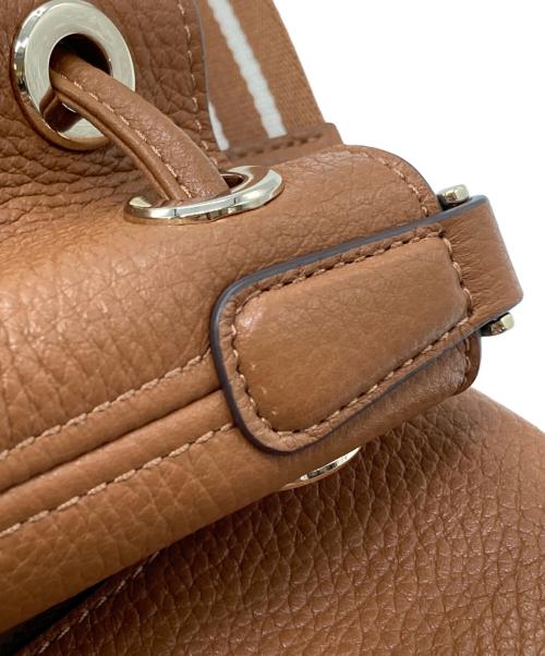 Kate Spade（ケイトスペード）Kate Spade (ケイトスペード) 巾着ショルダーバッグ ベージュの古着・服飾アイテム