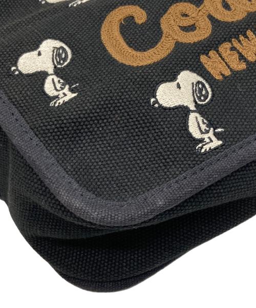 COACH（コーチ）COACH (コーチ) PEANUTS (ピーナッツ) カメラショルダーバッグ ブラック サイズ:下記参照の古着・服飾アイテム
