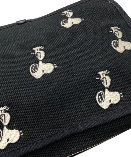 COACH（コーチ）COACH (コーチ) PEANUTS (ピーナッツ) カメラショルダーバッグ ブラック サイズ:下記参照の古着・服飾アイテム