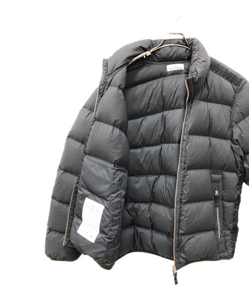 STONE ISLAND（ストーンアイランド）STONE ISLAND (ストーンアイランド) ナイロンサテン ガーメントダイ スタンドカラー ダウンジャケット ブラック サイズ:Lの古着・服飾アイテム