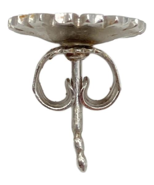 Georg Jensen（ジョージジェンセン）Georg Jensen (ジョージジェンセン) 花形ピアス ホワイト サイズ:下記参照の古着・服飾アイテム