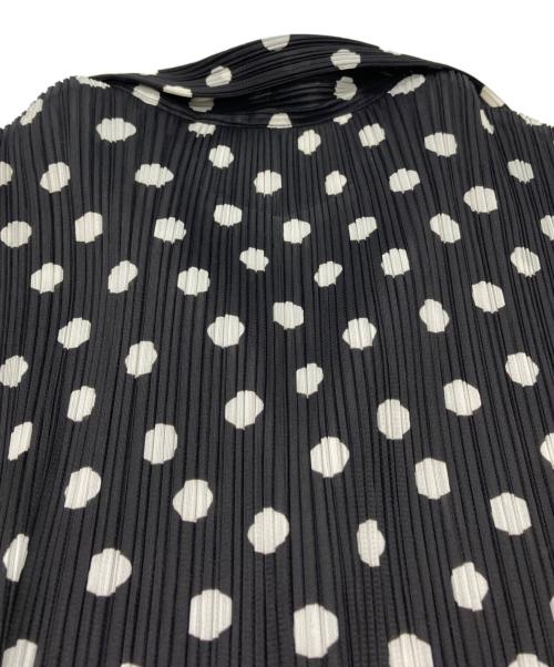 PLEATS PLEASE（プリーツプリーズ）PLEATS PLEASE (プリーツプリーズ) ドットパターンノースリーブブラウス ブラック サイズ:3の古着・服飾アイテム