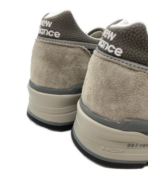 NEW BALANCE（ニューバランス）NEW BALANCE (ニューバランス) U997GY グレー サイズ:24.5cmの古着・服飾アイテム