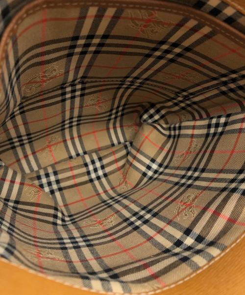 BURBERRY（バーバリー）BURBERRY (バーバリー) 裏地シャドーホース ロゴプレートハンドバッグ ベージュ サイズ:下記参照の古着・服飾アイテム