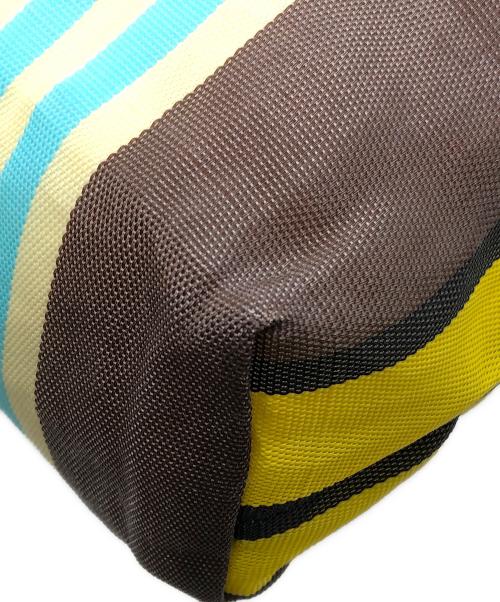 MARNI（マルニ）MARNI (マルニ) フラワーカフェ メッシュトートバッグ マルチカラー サイズ:下記参照の古着・服飾アイテム