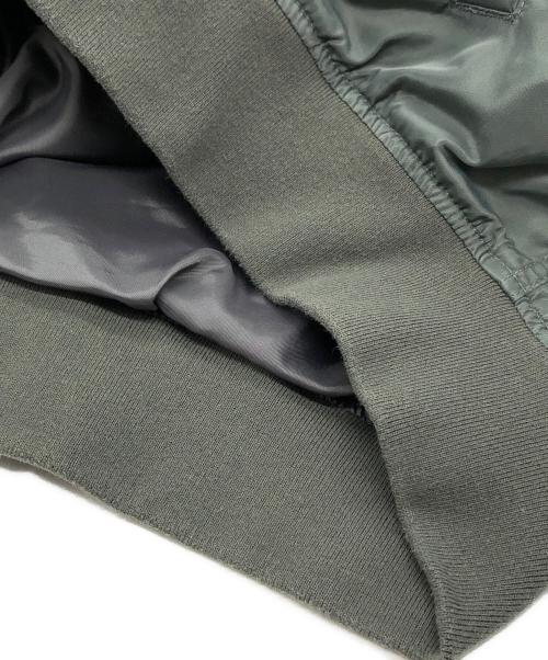 AVIREX（アヴィレックス）AVIREX (アヴィレックス) L-2 カスタムフライトジャケット グリーン サイズ:XLの古着・服飾アイテム