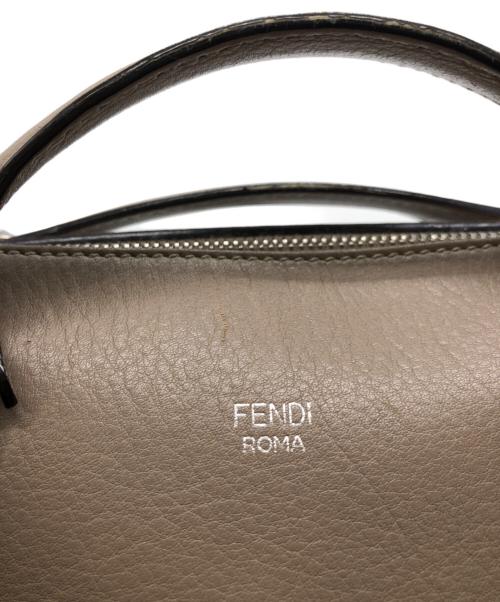 FENDI（フェンディ）FENDI (フェンディ) BY THE WAY ショルダーバッグ ベージュの古着・服飾アイテム