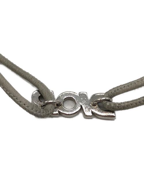 DIOR HOMME（ディオール オム）Dior Homme (ディオール オム) レザーロゴブレスレット グレー サイズ:下記参照の古着・服飾アイテム