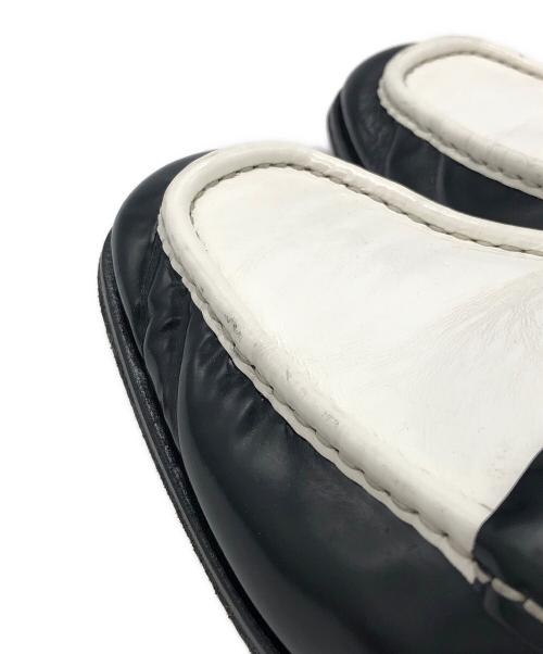 GUCCI（グッチ）GUCCI (グッチ) ビットローファー ホワイト×ブラック サイズ:EU41 1/2の古着・服飾アイテム