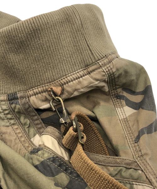 goa（ゴア）goa (ゴア) サス付きカモフラ柄パラシュートカーゴパンツ オリーブ サイズ:Fの古着・服飾アイテム