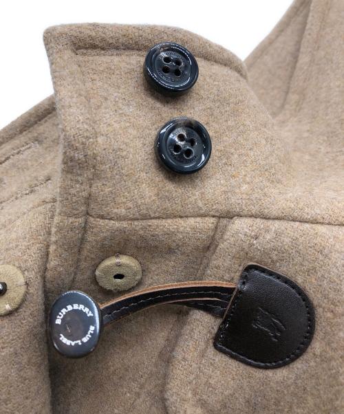 BURBERRY BLUE LABEL（バーバリーロンドンブルーレーベル）BURBERRY BLUE LABEL (バーバリーロンドンブルーレーベル) ダッフルコート ベージュ サイズ:40の古着・服飾アイテム