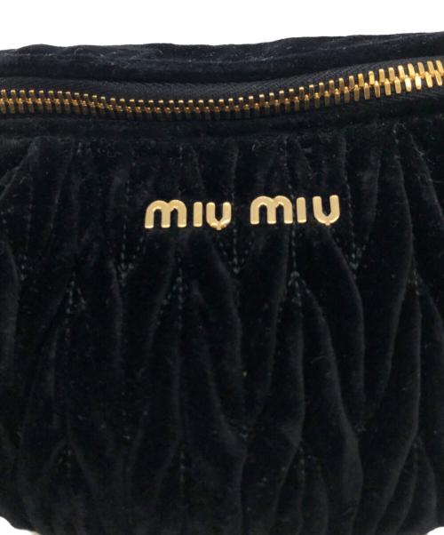 MIU MIU（ミュウミュウ）MIU MIU (ミュウミュウ) VELVET BELT BAG BLACK ブラックの古着・服飾アイテム