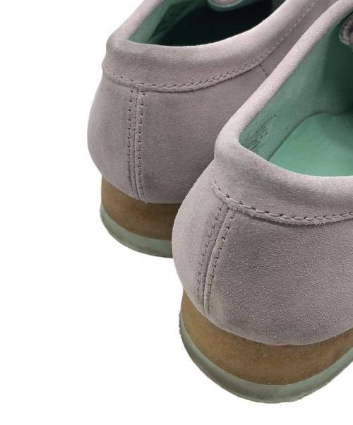 CLARKS（クラークス）CLARKS (クラークス) ワラビーシューズ グレー サイズ:UK8の古着・服飾アイテム