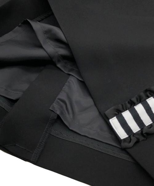 BORDERS at BALCONY（ボーダーズアットバルコニー）BORDERS AT BALCONY (ボーダーズアットバルコニー) Iラインボーダー スカート ブラック サイズ:36 未使用品の古着・服飾アイテム