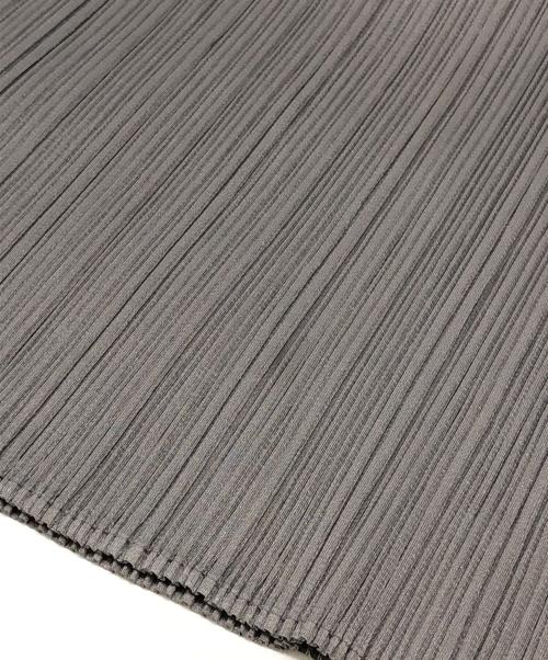 PLEATS PLEASE（プリーツプリーズ）PLEATS PLEASE (プリーツプリーズ) ノースリーブカットソー グレー サイズ:3の古着・服飾アイテム