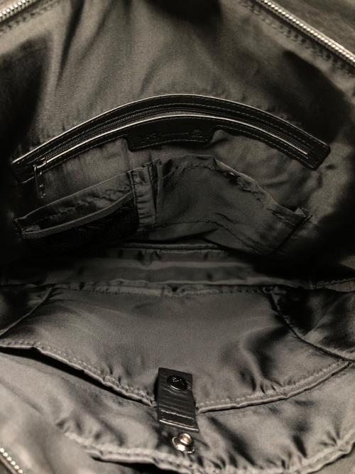 Y-3（ワイスリー）Y-3 (ワイスリー) ショルダーバッグ ブラックの古着・服飾アイテム