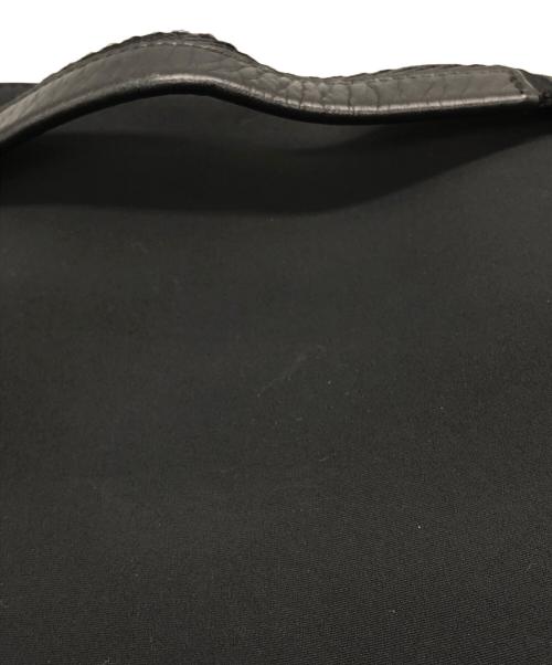 Y-3（ワイスリー）Y-3 (ワイスリー) ショルダーバッグ ブラックの古着・服飾アイテム