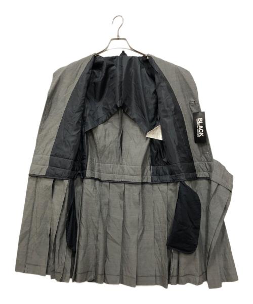 BLACK COMME des GARCONS（ブラックコムデギャルソン）BLACK COMME des GARCONS (ブラックコムデギャルソン) 変形ドッキングジャケット グレー サイズ:Mの古着・服飾アイテム