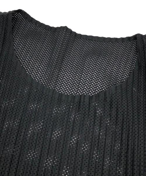HOMME PLISSE ISSEY MIYAKE（オム プリッセ イッセイ ミヤケ）HOMME PLISSE ISSEY MIYAKE (オム プリッセ イッセイ ミヤケ) メッシュオーバーサイズカットソー ブラック サイズ:3の古着・服飾アイテム