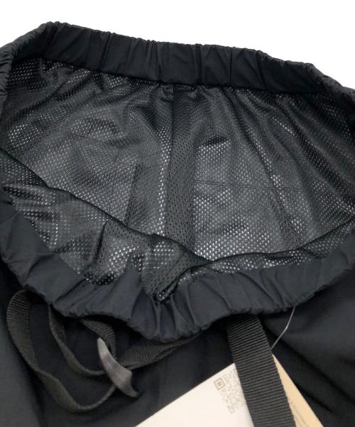 FREAK'S STORE（フリークスストア）FREAK'S STORE (フリークストア) 別注 GORE-TEX WINDSTOPPER BELTED PANTS ブラック サイズ:M 未使用品の古着・服飾アイテム