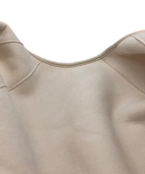 BEAUTY&YOUTH（ビューティーアンドユース）BEAUTY&YOUTH (ビューティーアンドユース) ボアフェイクムートン ノーカラーリバーシブルコート アイボリー サイズ:FREEの古着・服飾アイテム