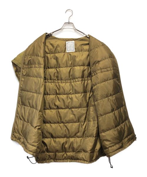 BEARDSLEY（ビアズリー）BEARDSLEY (ビアズリー) ダウンビッグジレ カーキ サイズ:Fの古着・服飾アイテム