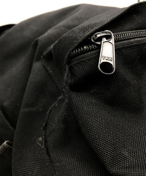 COMME des GARCONS HOMME PLUS（コムデギャルソンオムプリュス）COMME des GARCONS HOMME PLUS (コムデギャルソンオムプリュス) バックパック ブラックの古着・服飾アイテム